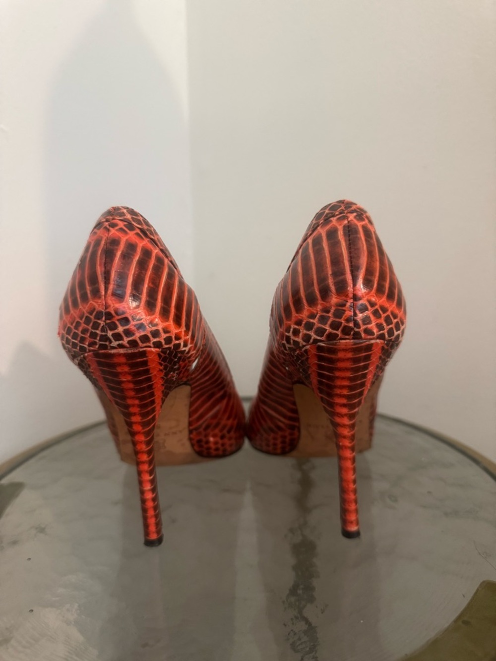 Pointed-Toe High Heels - Picture 4 of 5